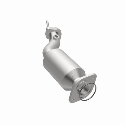 MagnaFlow OEM Grade Federal / EPA Compliant Direct-Fit Catalytic Converter 21-916 360 Degree Image Set