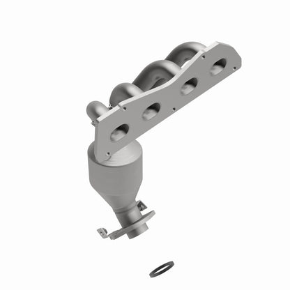 MagnaFlow Toyota OEM Grade Federal / EPA Compliant Manifold Catalytic Converter 51381 360 Degree Image Set