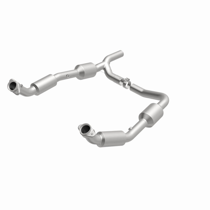 MagnaFlow Ford California Grade CARB Compliant Direct-Fit Catalytic Converter 5582640 360 Degree Image Set