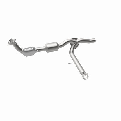 MagnaFlow Ford F-150 OEM Grade Federal / EPA Compliant Direct-Fit Catalytic Converter 52450 360 Degree Image Set