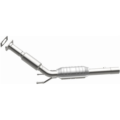 MagnaFlow Volkswagen HM Grade Federal / EPA Compliant Direct-Fit Catalytic Converter 24320 Photo - out of package