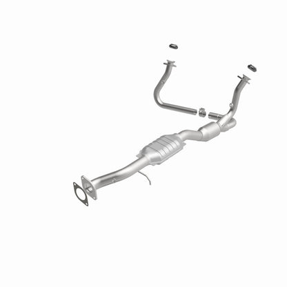 MagnaFlow Chevrolet Blazer HM Grade Federal / EPA Compliant Direct-Fit Catalytic Converter 23139 360 Degree Image Set