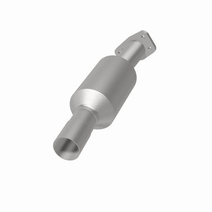 MagnaFlow California Grade CARB Compliant Direct-Fit Catalytic Converter 3322431 360 Degree Image Set