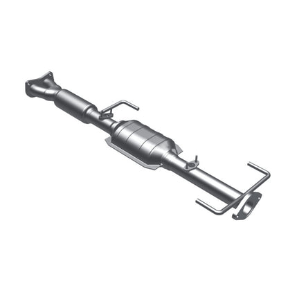 MagnaFlow Toyota Previa HM Grade Federal / EPA Compliant Direct-Fit Catalytic Converter 23897 Photo - Primary
