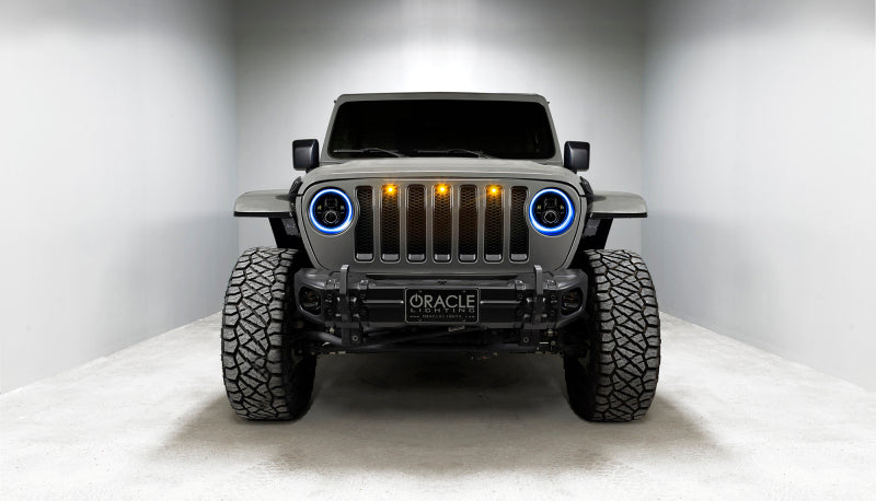 ORACLE Lighting Oracle Jeep Wrangler JL/Gladiator JT 7in. High Powered LED Headlights (Pair) - Dynamic - Dynamic 5769J-332 5769J-332 Photo - lifestyle view