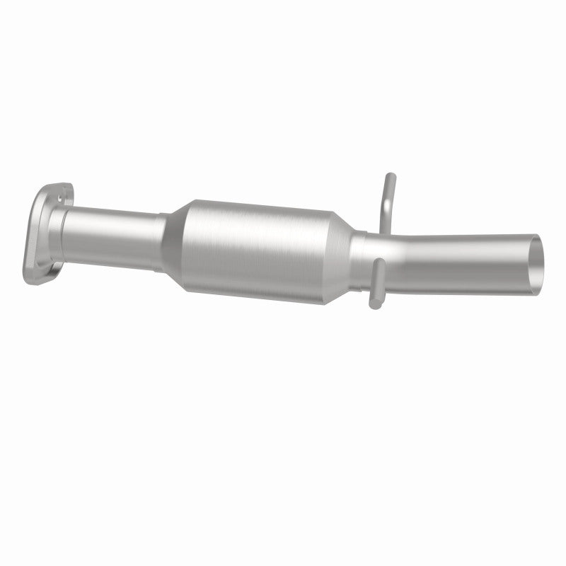 MagnaFlow Toyota Highlander OEM Grade Federal / EPA Compliant Direct-Fit Catalytic Converter 52537 360 Degree Image Set