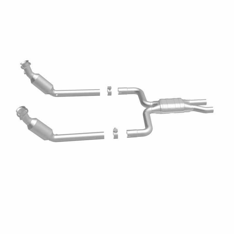 MagnaFlow California Grade CARB Compliant Direct-Fit Catalytic Converter 4561082 360 Degree Image Set