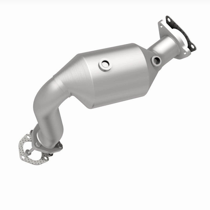 MagnaFlow Audi A8 Quattro OEM Grade Federal / EPA Compliant Direct-Fit Catalytic Converter 21-695 360 Degree Image Set