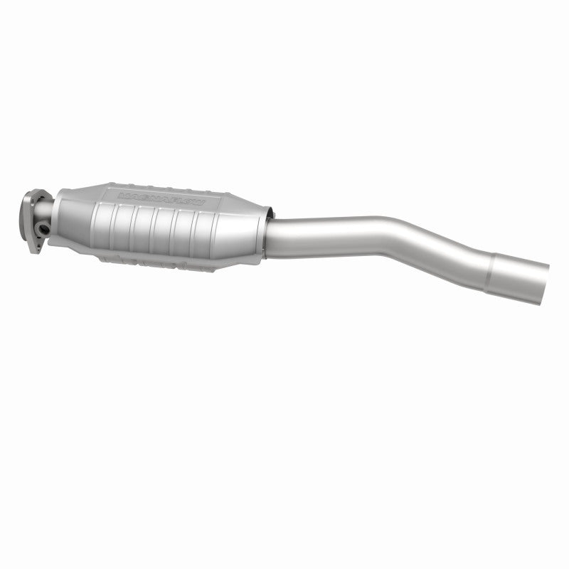 MagnaFlow Volvo Standard Grade Federal / EPA Compliant Direct-Fit Catalytic Converter 23949 360 Degree Image Set