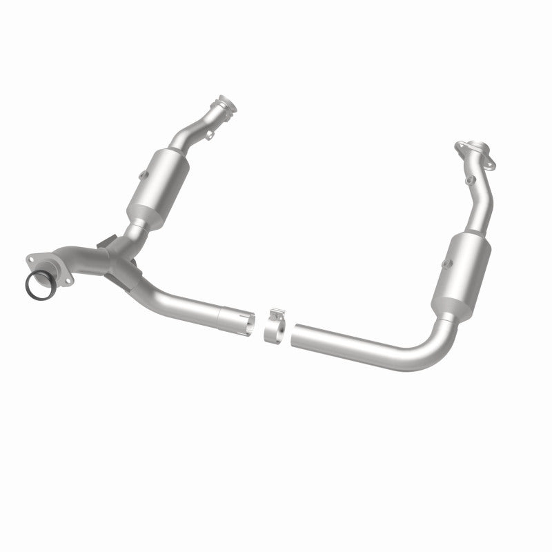 MagnaFlow OEM Grade Federal / EPA Compliant Direct-Fit Catalytic Converter 49598 360 Degree Image Set