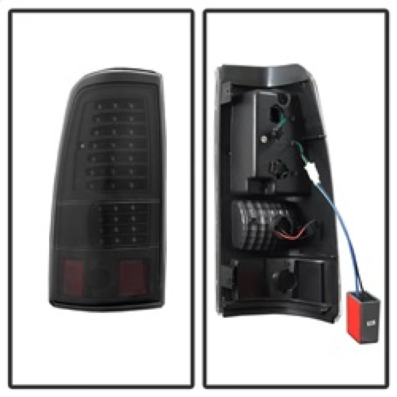 SPYDER xTune 03-06 Chevrolet Silverado 1500 LED Tail Lights - Black (ALT-JH-CSIL03-LED-BK) 9037634 9037634 Photo - Unmounted