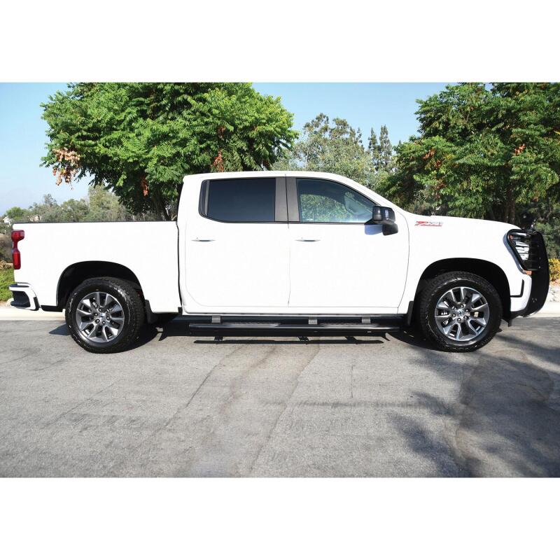 Westin PRO TRAXX 4 Oval Nerf Step Bars 21-24135 Photo - Mounted