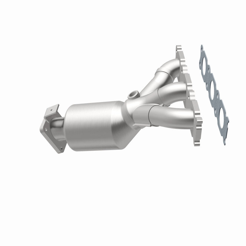 MagnaFlow Volvo XC90 OEM Grade Federal / EPA Compliant Manifold Catalytic Converter 52130 360 Degree Image Set