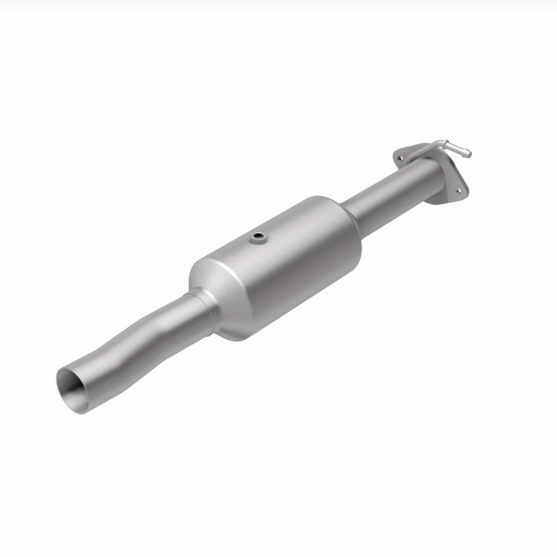 Magnaflow 09-10 Ford F-550 Super Duty V10 6.8L Rear Underbody Direct Fit Catalytic Converter 280434 280434 360 Degree Image Set