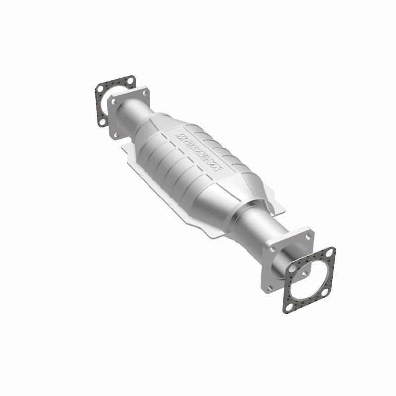 MagnaFlow Isuzu Standard Grade Federal / EPA Compliant Direct-Fit Catalytic Converter 23657 360 Degree Image Set