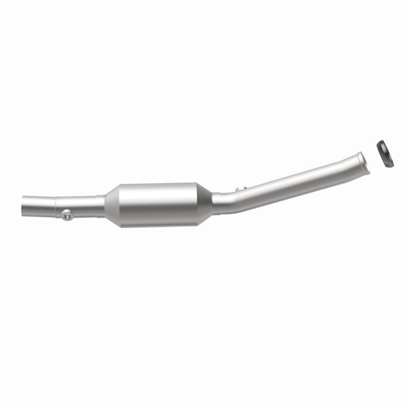 MagnaFlow OEM Grade Federal / EPA Compliant Direct-Fit Catalytic Converter 51821 360 Degree Image Set