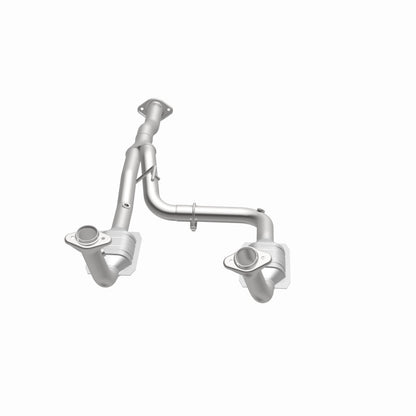 MagnaFlow Jeep Liberty HM Grade Federal / EPA Compliant Direct-Fit Catalytic Converter 23957 360 Degree Image Set