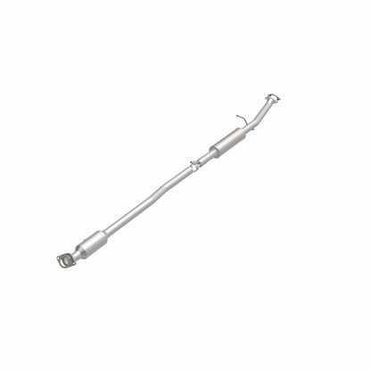 MagnaFlow Hyundai Tucson OEM Grade Federal / EPA Compliant Direct-Fit Catalytic Converter 21-145 360 Degree Image Set