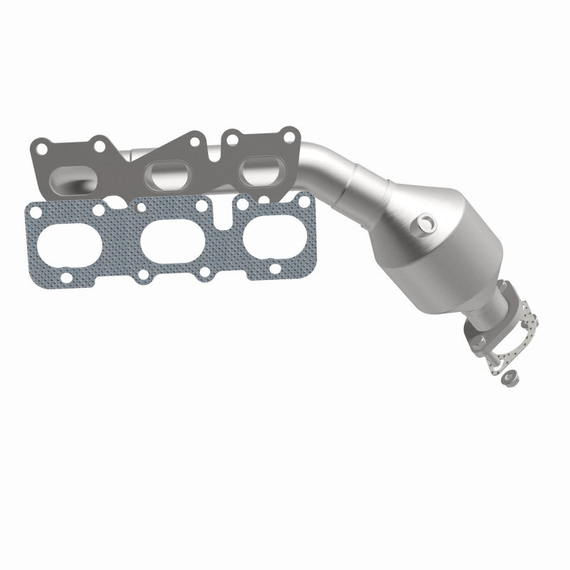 MagnaFlow Kia Borrego OEM Grade Federal / EPA Compliant Manifold Catalytic Converter 51401 360 Degree Image Set