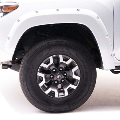 EGR 14+ Chev Silverado 5ft Bed Bolt-On Look Color Match Fender Flares - Set - Summit White 791674-GAZ 791674-GAZ User 1