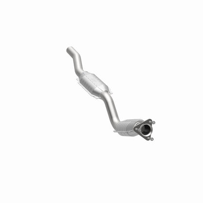 MagnaFlow Dodge Ram 1500 HM Grade Federal / EPA Compliant Direct-Fit Catalytic Converter 24469 360 Degree Image Set