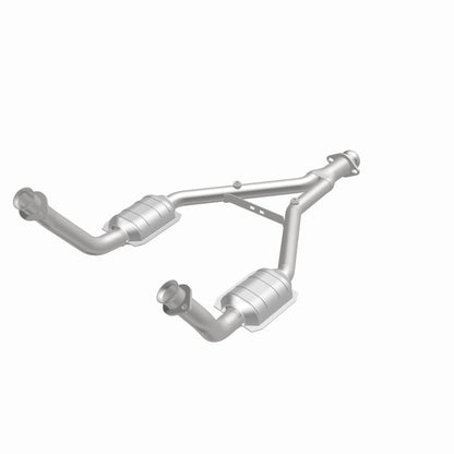 MagnaFlow Ford Mustang Standard Grade Federal / EPA Compliant Direct-Fit Catalytic Converter 23340 360 Degree Image Set