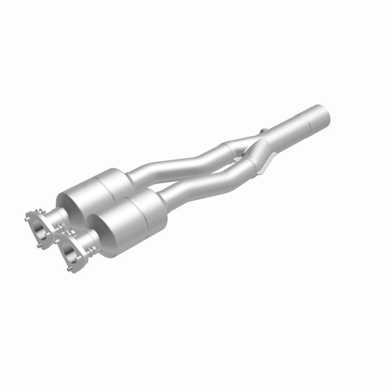 MagnaFlow Audi TT Quattro OEM Grade Federal / EPA Compliant Direct-Fit Catalytic Converter 51123 360 Degree Image Set