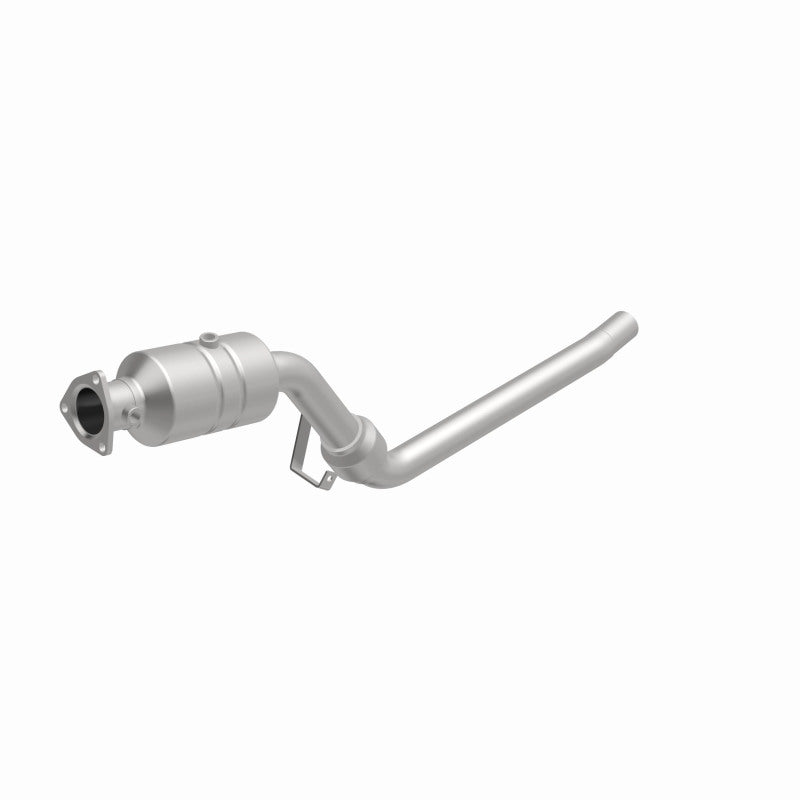 MagnaFlow Audi A4 Quattro OEM Grade Federal / EPA Compliant Direct-Fit Catalytic Converter 51124 360 Degree Image Set