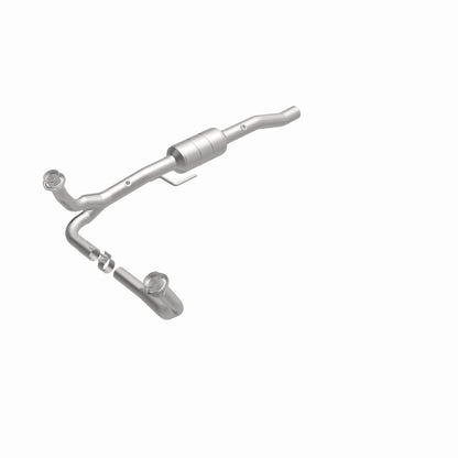 MagnaFlow Dodge Durango HM Grade Federal / EPA Compliant Direct-Fit Catalytic Converter 93216 360 Degree Image Set