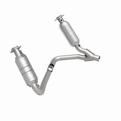 MagnaFlow HM Grade Federal / EPA Compliant Direct-Fit Catalytic Converter 24397 360 Degree Image Set