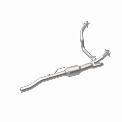 MagnaFlow Dodge Ram 1500 California Grade CARB Compliant Direct-Fit Catalytic Converter 4451203 360 Degree Image Set