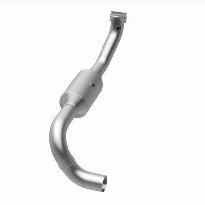 MagnaFlow Ford F-150 OEM Grade Federal / EPA Compliant Direct-Fit Catalytic Converter 21-832 360 Degree Image Set