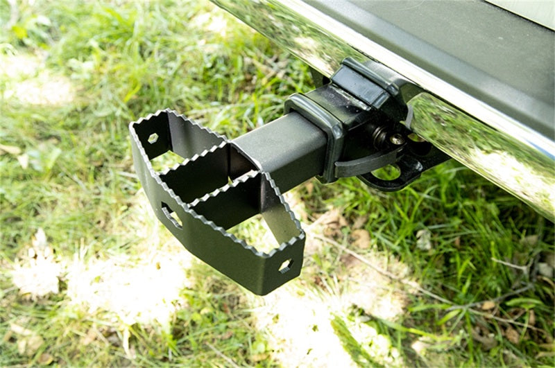 Dee Zee Deezee Universal Hitch Step DZ15302S DZ15302S Photo - Mounted