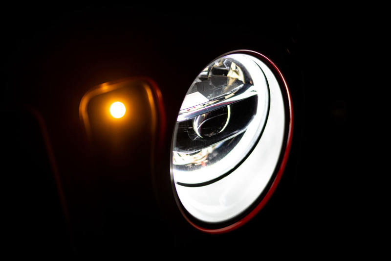 DV8 Offroad 2018+ Jeep Wrangler JL/Gladiator LED Projector Headlights HLCJL-01 HLCJL-01 Photo - Mounted