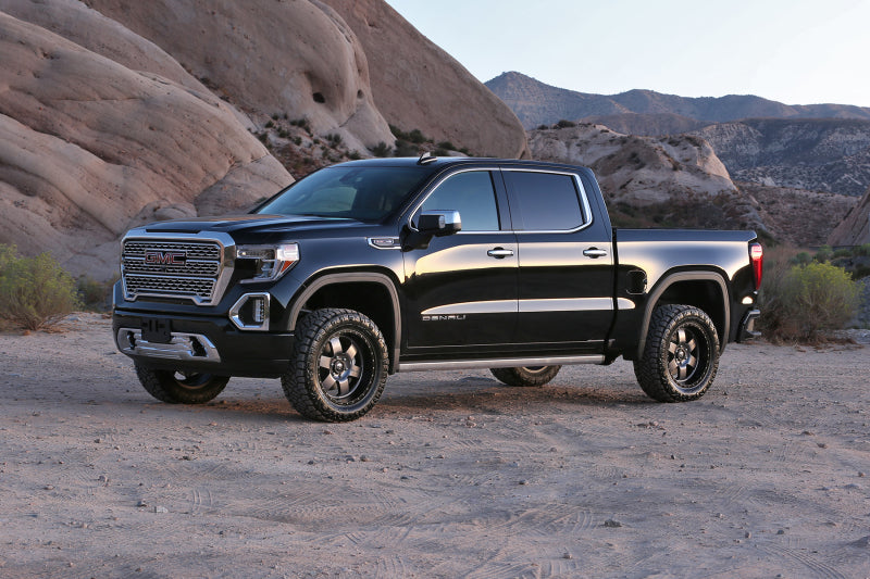 Fabtech 2019 GM K1500 3.5in Uniball UCA System w/Adaptive Ride Control K1131 Photo - lifestyle view