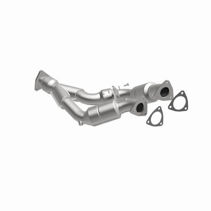 MagnaFlow OEM Grade Federal / EPA Compliant Direct-Fit Catalytic Converter 51499 360 Degree Image Set
