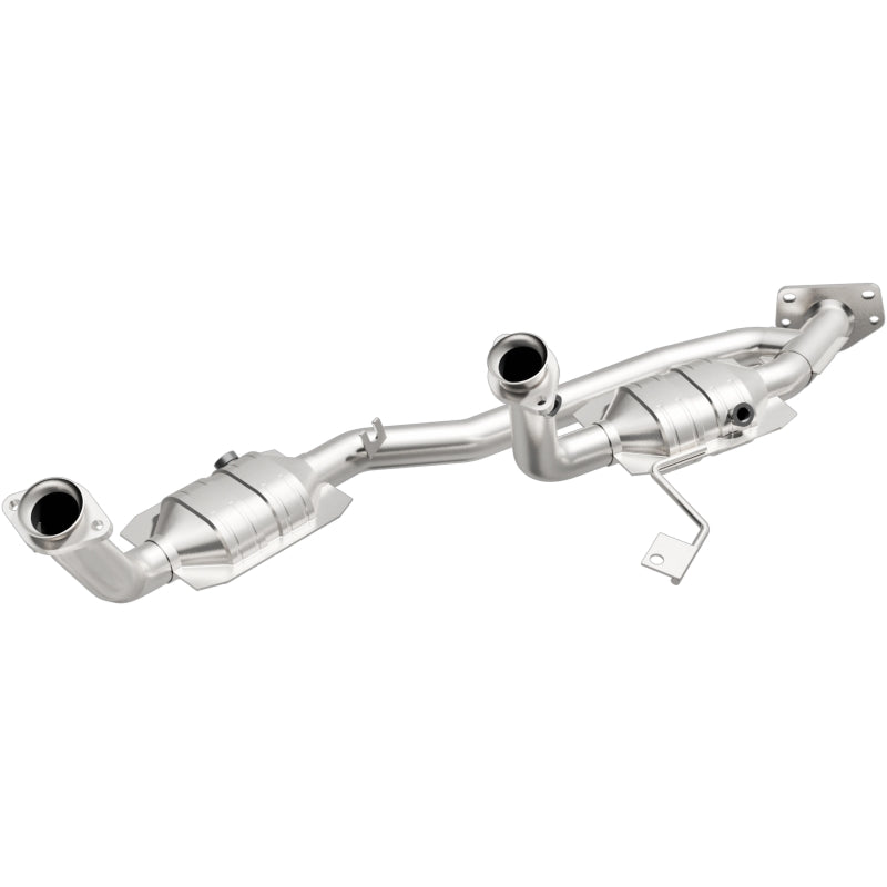 MagnaFlow HM Grade Federal / EPA Compliant Direct-Fit Catalytic Converter 23083 Photo - Primary