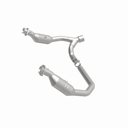 MagnaFlow Dodge Ram 1500 California Grade CARB Compliant Direct-Fit Catalytic Converter 4551291 360 Degree Image Set