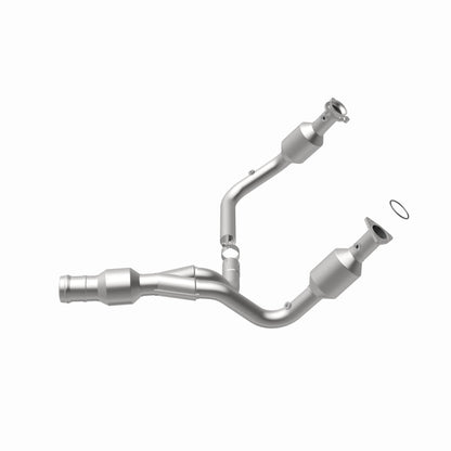 MagnaFlow OEM Grade Federal / EPA Compliant Direct-Fit Catalytic Converter 52617 360 Degree Image Set