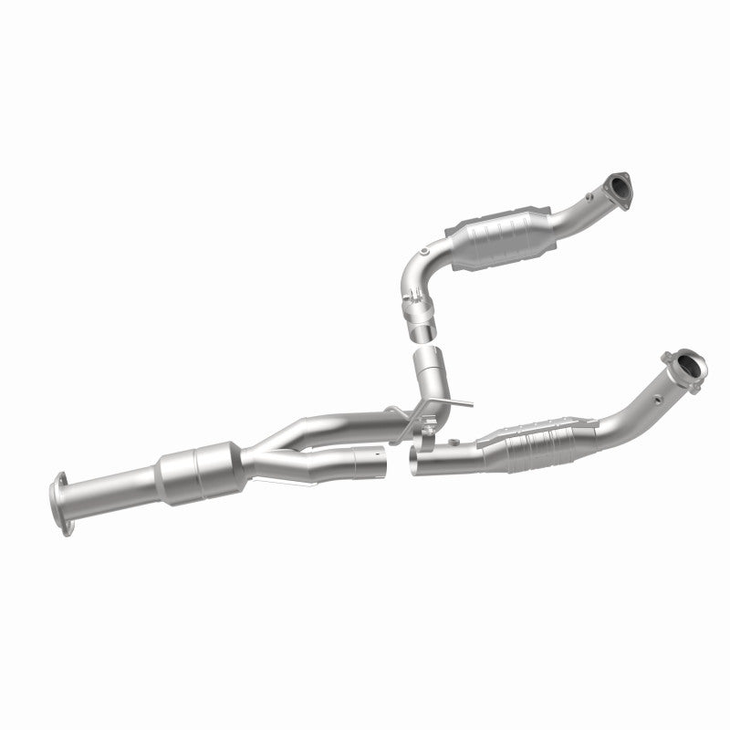 MagnaFlow OEM Grade Federal / EPA Compliant Direct-Fit Catalytic Converter 51812 360 Degree Image Set