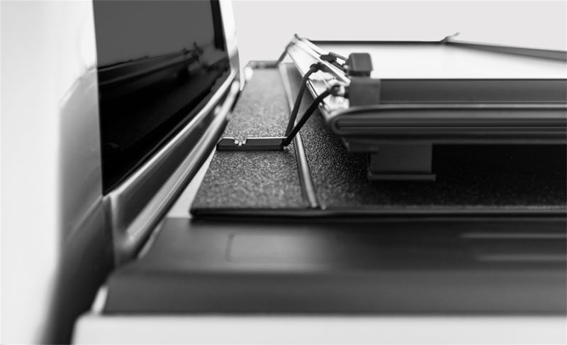 Access LOMAX Stance Hard Cover 19+ Ram 1500 6ft 4in Box (except Multifunction Tailgate) G3040049 G3040049 Photo - Mounted