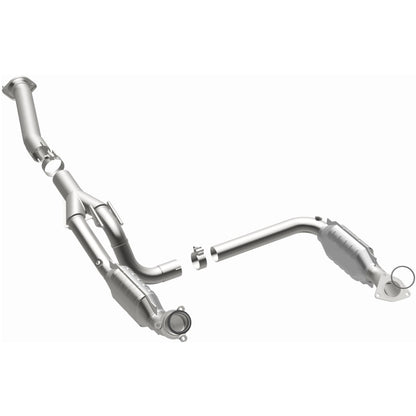 MagnaFlow OEM Grade Federal / EPA Compliant Direct-Fit Catalytic Converter 51092 Photo - out of package
