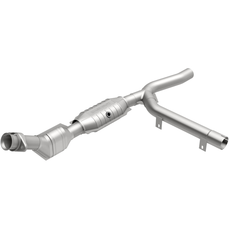 MagnaFlow Ford F-150 California Grade CARB Compliant Direct-Fit Catalytic Converter 447146 Photo - Primary