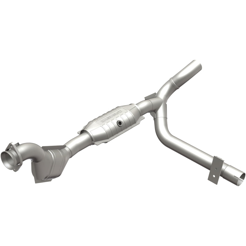 MagnaFlow Ford OEM Grade Federal / EPA Compliant Direct-Fit Catalytic Converter 51839 Photo - Primary