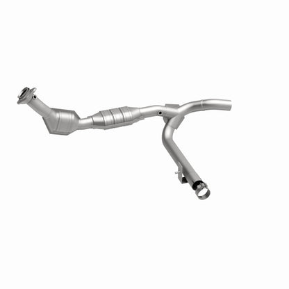 MagnaFlow Ford HM Grade Federal / EPA Compliant Direct-Fit Catalytic Converter 23016 360 Degree Image Set