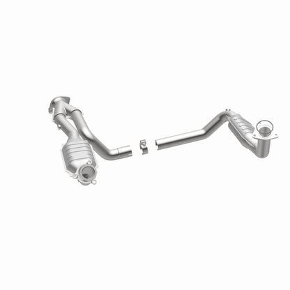 MagnaFlow OEM Grade Federal / EPA Compliant Direct-Fit Catalytic Converter 51097 360 Degree Image Set