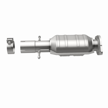 MagnaFlow OEM Grade Federal / EPA Compliant Direct-Fit Catalytic Converter 51913 360 Degree Image Set