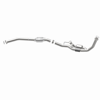 MagnaFlow Toyota Sienna California Grade CARB Compliant Direct-Fit Catalytic Converter 447163 360 Degree Image Set
