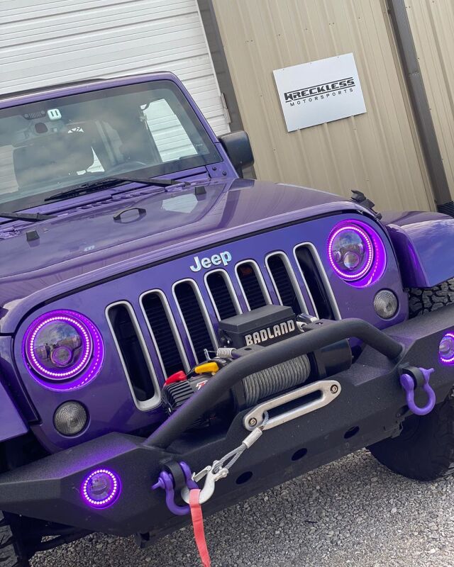 ORACLE Lighting Oracle 7in High Powered LED Headlights - Black Bezel - ColorSHIFT - BC1 5769-335 5769-335 Photo - lifestyle view