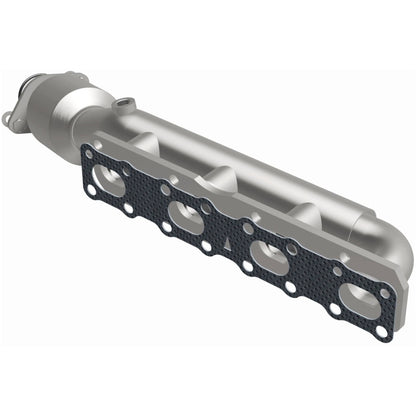 Magnaflow 2004 Nissan Titan 5.6L Direct Fit Converter 4583380 4583380 Photo - out of package